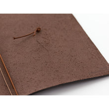 Load image into Gallery viewer, Traveler's Notebook Starter Kit - Regular Size - Brown Leather