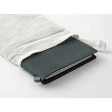 Load image into Gallery viewer, Traveler's Notebook Starter Kit - Regular Size - Blue Leather