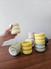 Load image into Gallery viewer, Wiggly Tumbler