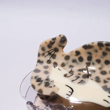 Load image into Gallery viewer, Ronan Speckled Seals Hair Claw