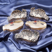 Load image into Gallery viewer, Ronan Speckled Seals Hair Claw
