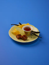 Load image into Gallery viewer, Earl Grey Caramels 6 oz Gift Box