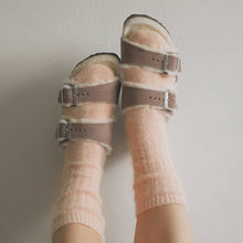 Load image into Gallery viewer, Super Soft Wool Socks - Peach