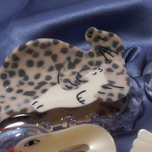Load image into Gallery viewer, Ronan Speckled Seals Hair Claw