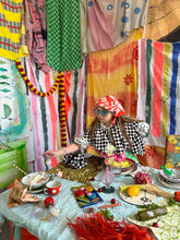 Load image into Gallery viewer, DIZZY NAPKIN SET