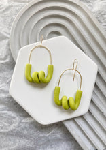 Load image into Gallery viewer, TWISTS - polymer clay earrings