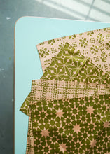 Load image into Gallery viewer, DIZZY NAPKIN SET