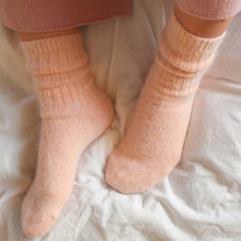 Load image into Gallery viewer, Super Soft Wool Socks - Peach