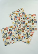 Load image into Gallery viewer, TILE NAPKIN SET