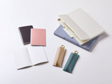 Load image into Gallery viewer, Green pen case
