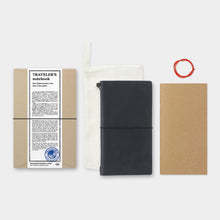 Load image into Gallery viewer, Traveler&#39;s Notebook Starter Kit - Regular Size - Black Leather
