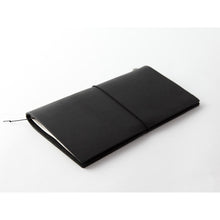 Load image into Gallery viewer, Traveler&#39;s Notebook Starter Kit - Regular Size - Black Leather
