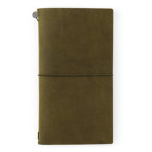 Load image into Gallery viewer, Traveler's Notebook Starter Kit - Regular Size - Olive Leather
