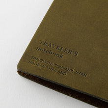 Load image into Gallery viewer, Traveler's Notebook Starter Kit - Regular Size - Olive Leather
