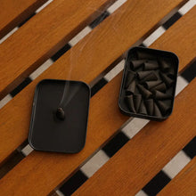 Load image into Gallery viewer, Palo Santo Incense Cones

