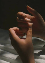 Load image into Gallery viewer, The Dry Gloss Manicure Kit
