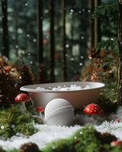 Load image into Gallery viewer, Gnome Foam Bath Bomb - Swedish Pine

