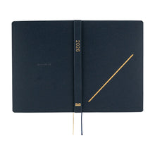 Load image into Gallery viewer, Hobonichi Techo 2026 HON A5 : Slash - Navy
