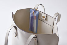 Load image into Gallery viewer, Green pen case
