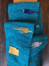 Load image into Gallery viewer, Handwoven Mexican blanket - Thunderswallow
